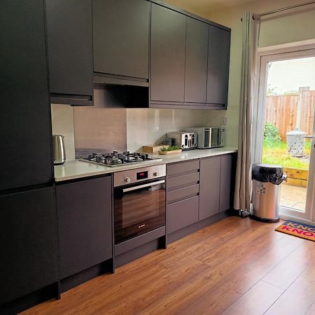 Spacious 3 Bed Flat Belvedere Dartford Extérieur photo