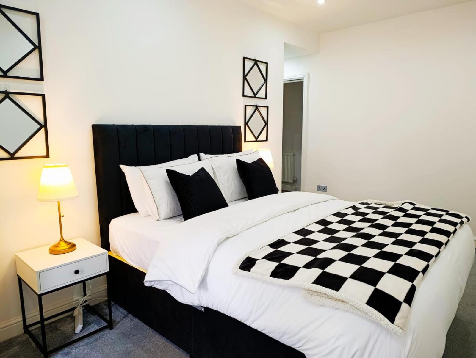Spacious 3 Bed Flat Belvedere Dartford Extérieur photo
